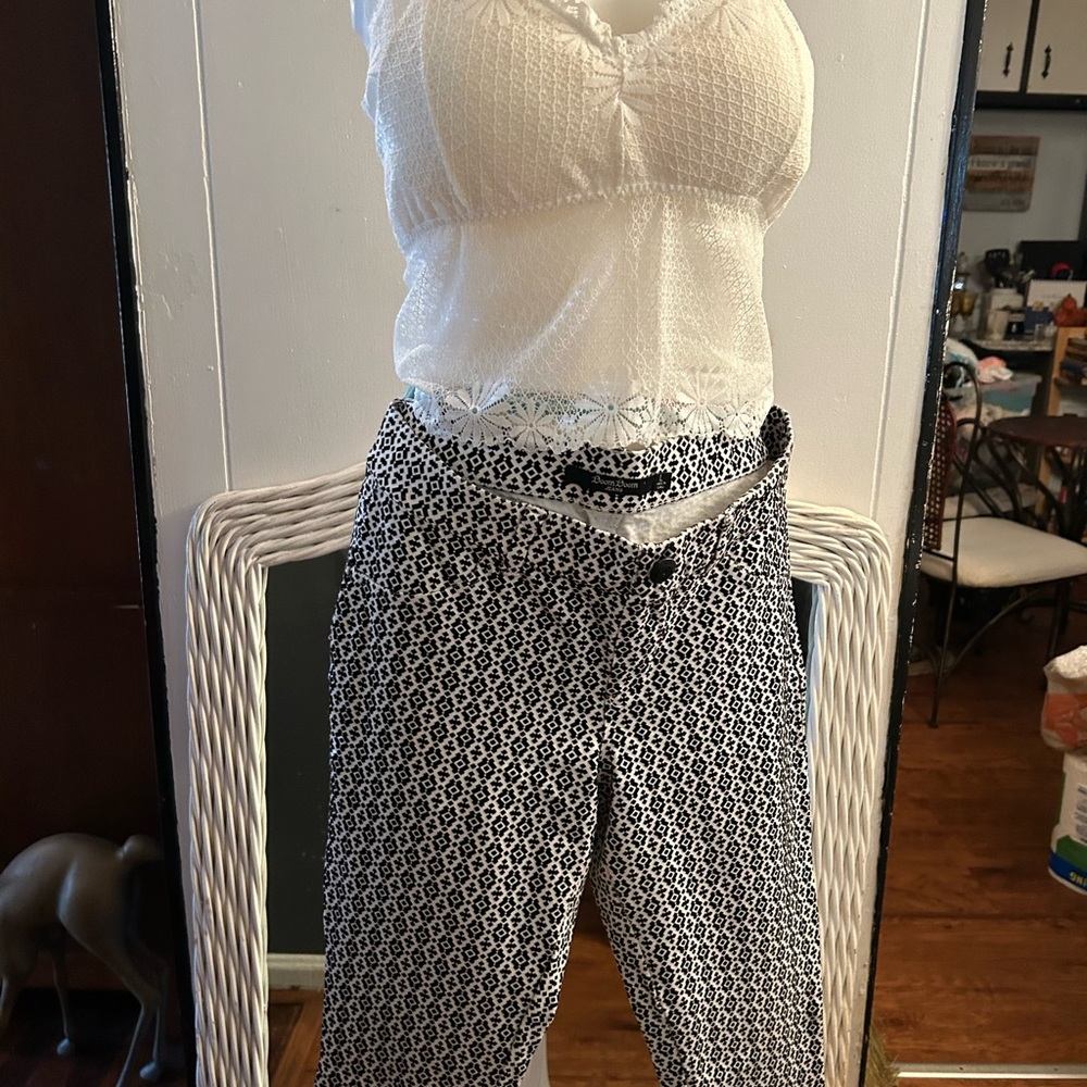 Boom Boom Jeans Black and White Geometric Cropped Pants